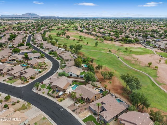 984 S WESTERN SKIES Drive, Gilbert, AZ 85296
