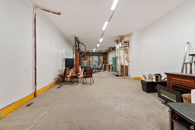 2210 S WASHINGTON BLVD, Ogden, UT 84401