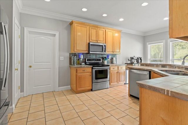 3450 Misty Meadows Drive, NW, Dalton, GA 30721