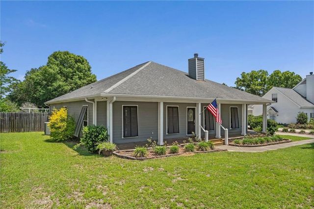 18948 Summer Oaks Place, Fairhope, AL 36532