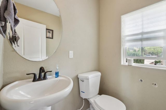 9305 Vintner Cir, Patterson, CA 95363