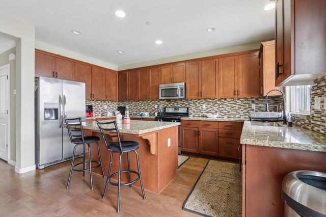 9305 Vintner Cir, Patterson, CA 95363