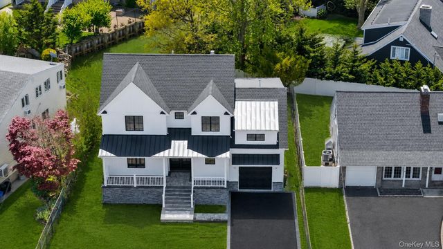 11 Adams Street, East Rockaway, NY 11518