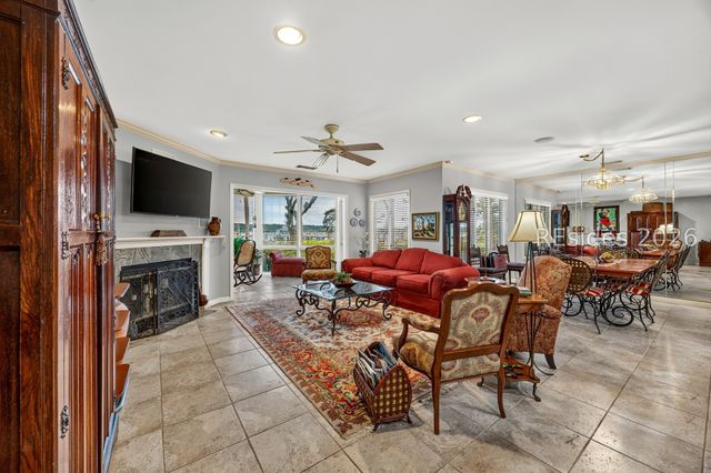 73 Skull Creek Drive 114, Hilton Head Island, SC 29926