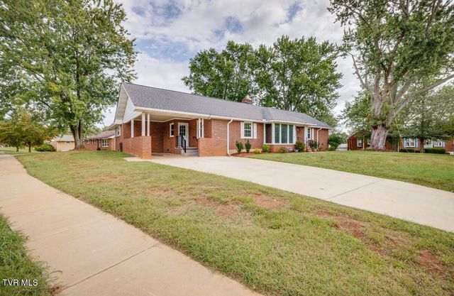 833 Fairmont Avenue, Kingsport, TN 37660