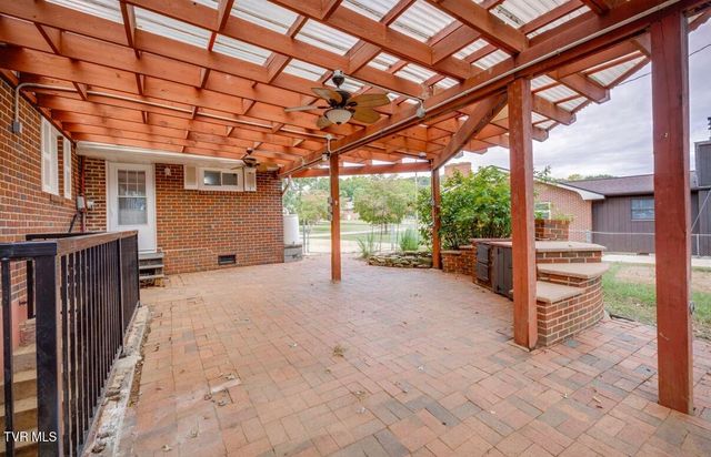 833 Fairmont Avenue, Kingsport, TN 37660