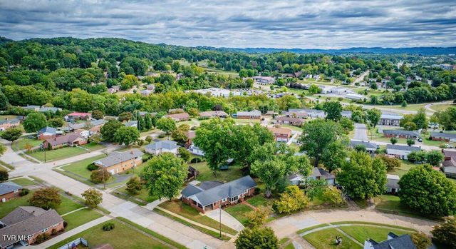 833 Fairmont Avenue, Kingsport, TN 37660
