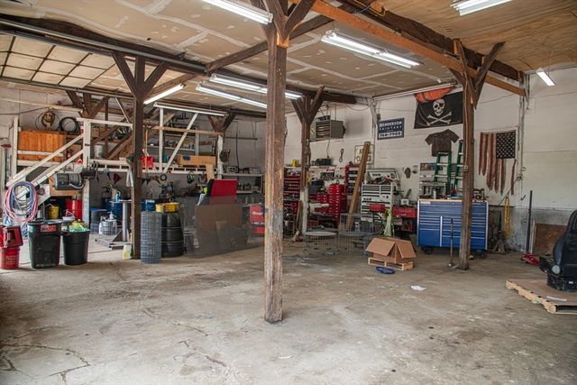 383 Westhampton Rd, Northampton, MA 01062
