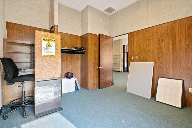 301 Unity Center Rd, Plum Boro, PA 15239