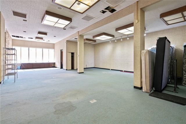 301 Unity Center Rd, Plum Boro, PA 15239