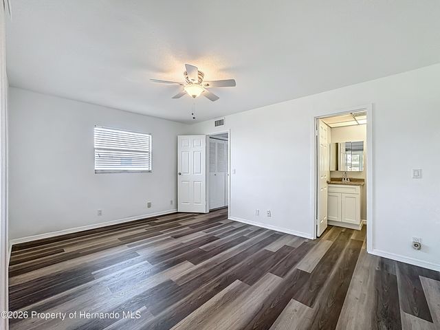 202 Bedford Trail 103, Sun City Center, FL 33573