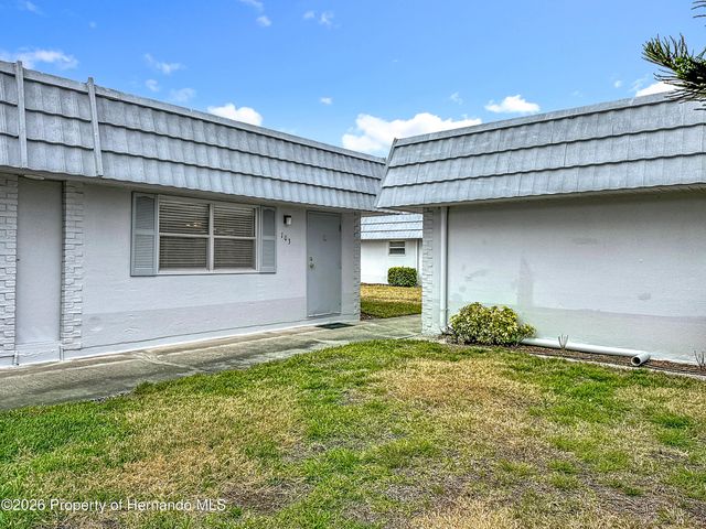 202 Bedford Trail 103, Sun City Center, FL 33573
