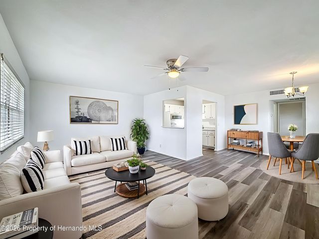 202 Bedford Trail 103, Sun City Center, FL 33573