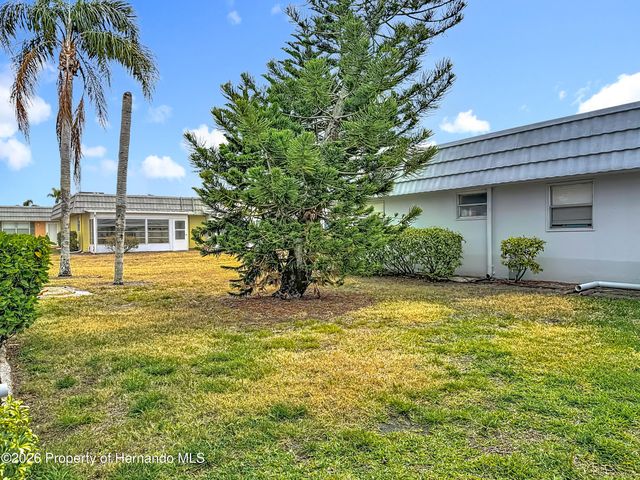 202 Bedford Trail 103, Sun City Center, FL 33573