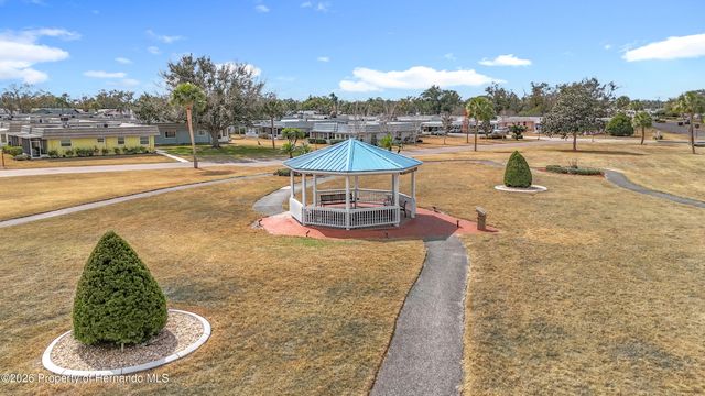 202 Bedford Trail 103, Sun City Center, FL 33573