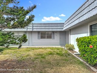 202 Bedford Trail 103, Sun City Center, FL 33573