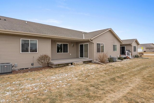 207 Tower DRIVE, Sheboygan Falls, WI 53085