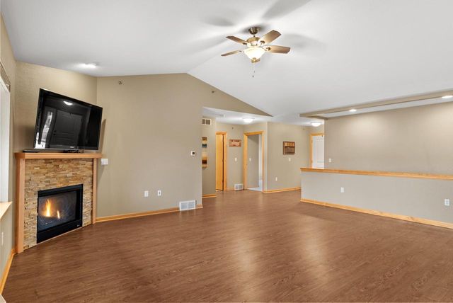 207 Tower DRIVE, Sheboygan Falls, WI 53085