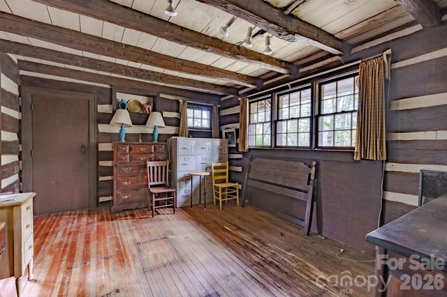 1971 Swiss Pine Lake Drive, Spruce Pine, NC 28777