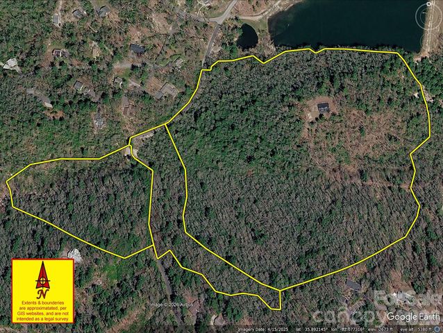 1971 Swiss Pine Lake Drive, Spruce Pine, NC 28777