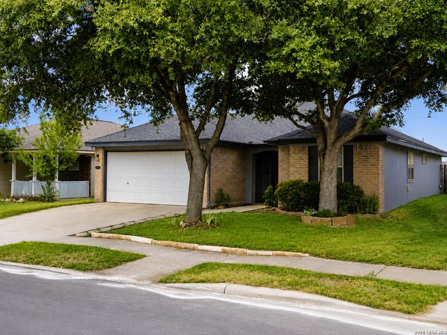 4107 MISTFLOWER DR, Converse, TX 78109