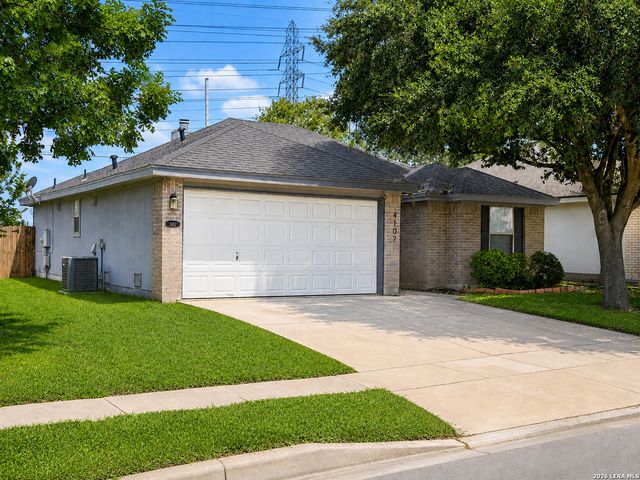 4107 MISTFLOWER DR, Converse, TX 78109