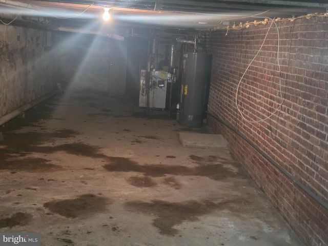 257 HIGHLAND AVE, Trenton, NJ 08618