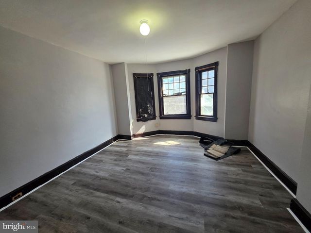 257 HIGHLAND AVE, Trenton, NJ 08618
