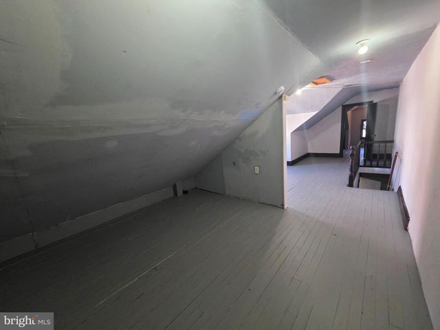 257 HIGHLAND AVE, Trenton, NJ 08618