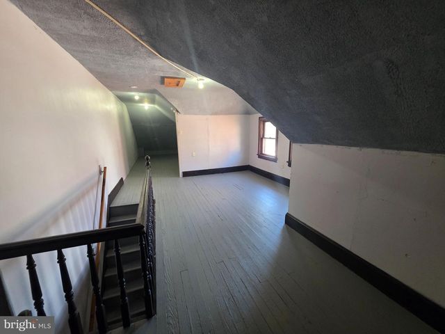 257 HIGHLAND AVE, Trenton, NJ 08618