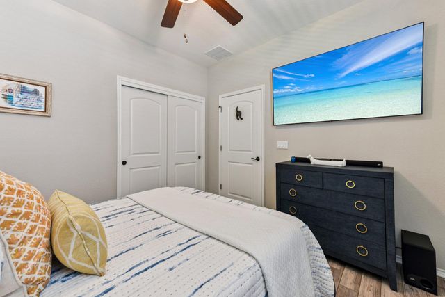 106 Kitty Hawk RD, Georgetown, TX 78633