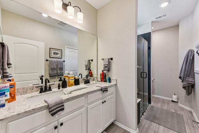 106 Kitty Hawk RD, Georgetown, TX 78633