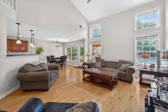 108 Timothy Drive, Nicholasville, KY 40356