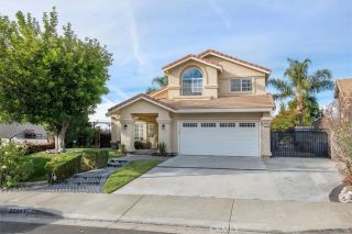 22507 Poplar Street, Saugus, CA 91390