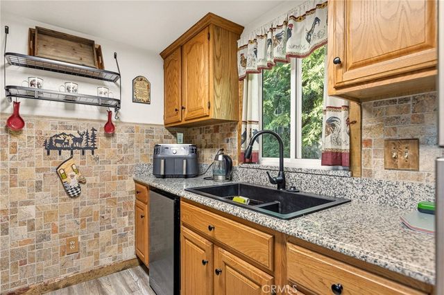 23730 Scenic, Crestline, CA 92325