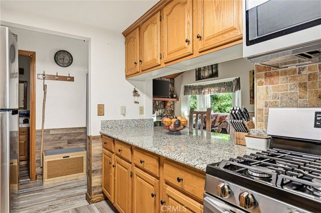 23730 Scenic, Crestline, CA 92325