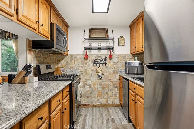 23730 Scenic, Crestline, CA 92325