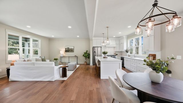 5205 Tennessee Avenue, Chattanooga, TN 37409