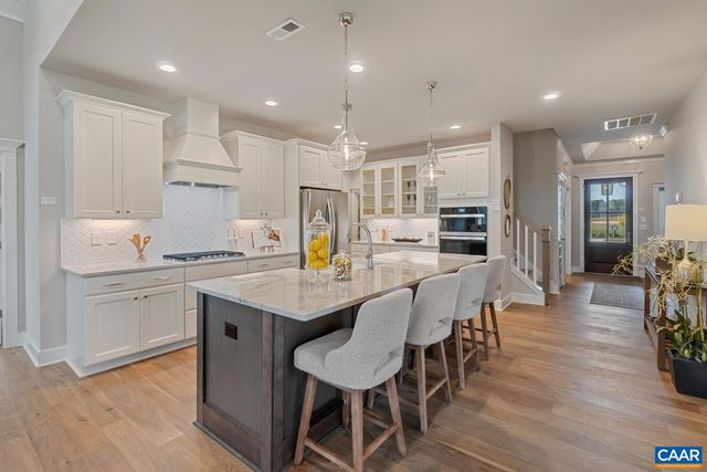 3067 FARROW CIR, Charlottesville, VA 22901