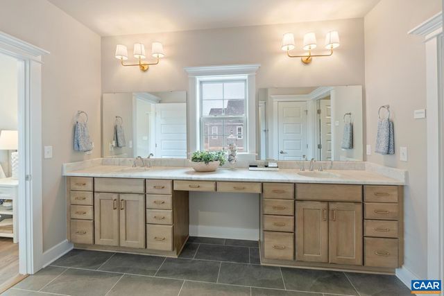 3067 FARROW CIR, Charlottesville, VA 22901
