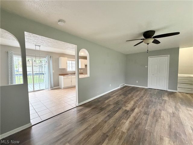 2107 Randall Street, Lorain, OH 44052