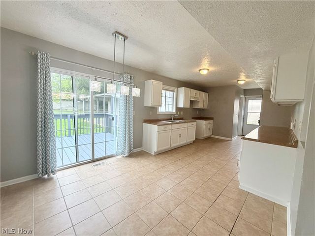 2107 Randall Street, Lorain, OH 44052