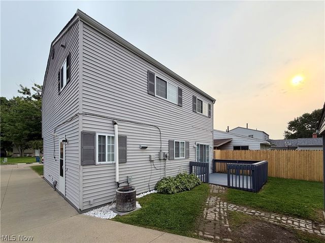 2107 Randall Street, Lorain, OH 44052