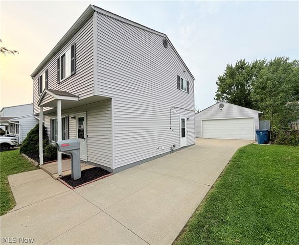 2107 Randall Street, Lorain, OH 44052