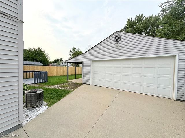2107 Randall Street, Lorain, OH 44052