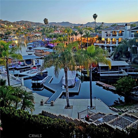 30127 White Wake, Canyon Lake, CA 92587