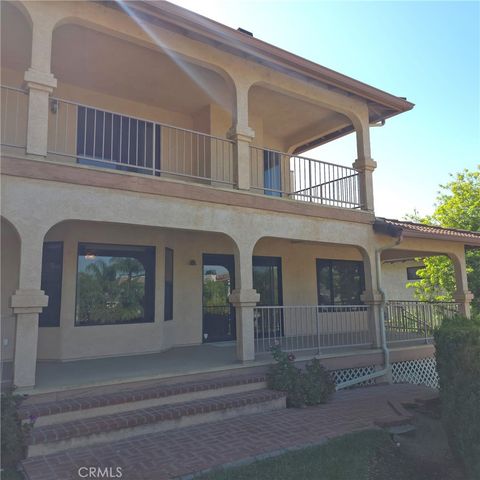 30127 White Wake, Canyon Lake, CA 92587