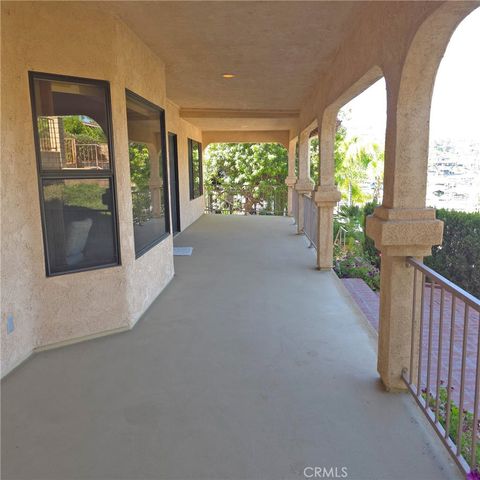 30127 White Wake, Canyon Lake, CA 92587