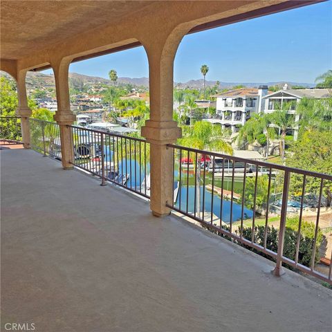 30127 White Wake, Canyon Lake, CA 92587