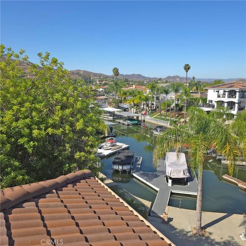 30127 White Wake, Canyon Lake, CA 92587